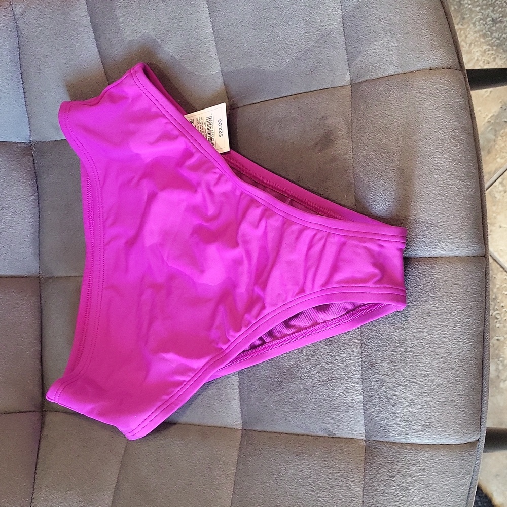 SHADE & SHORE WOMEN'S PINK BIKINI BOTTOMS. XS/ NWT